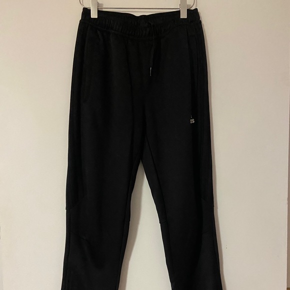 Adidas pants all black